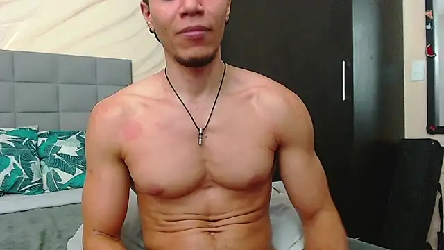 mike_rolly_hot