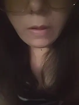 UnadelMonton live cam on StripChat