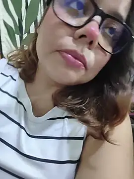 Eimy__saenz live cam on StripChat