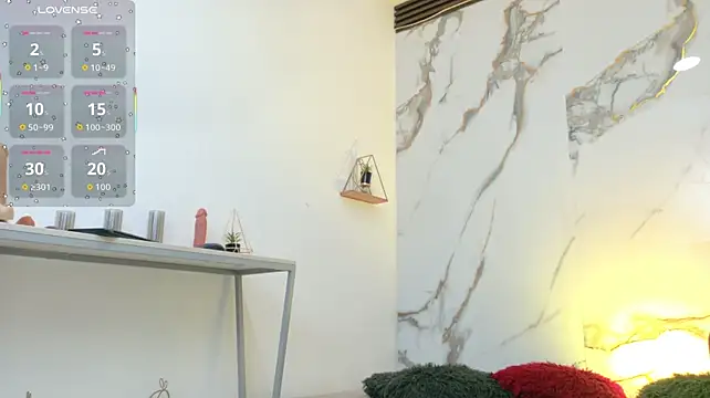 dariah_jhonson live cam on StripChat