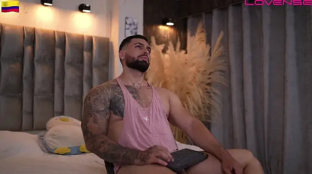john_king29 live cam on StripChat