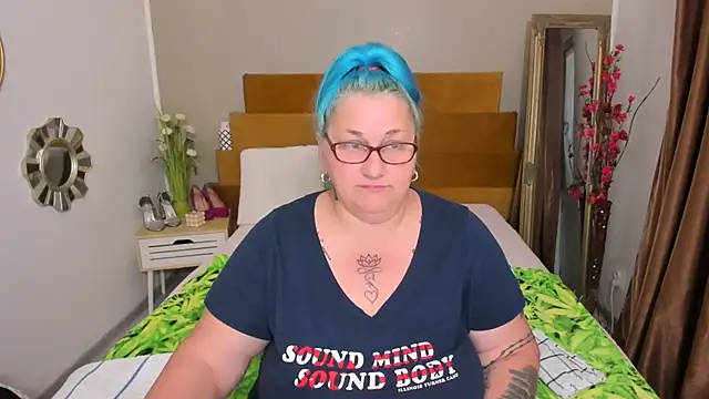 Sugarmommy_69X live cam on StripChat