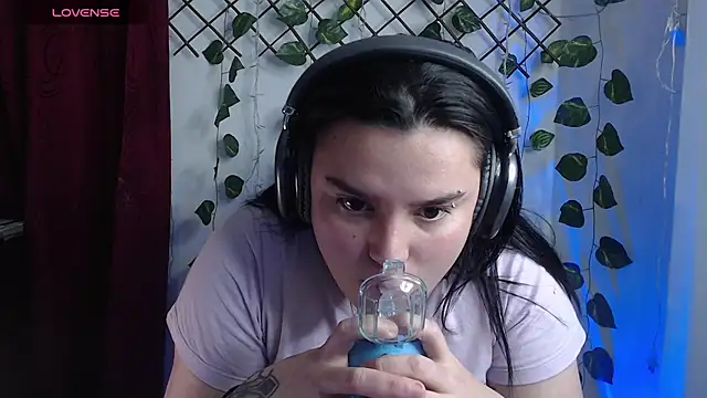 Nika_1_ live sex cam