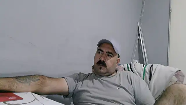 -hunter_blaze- (Ask my age) - Does anyone want sperm? :wanker: