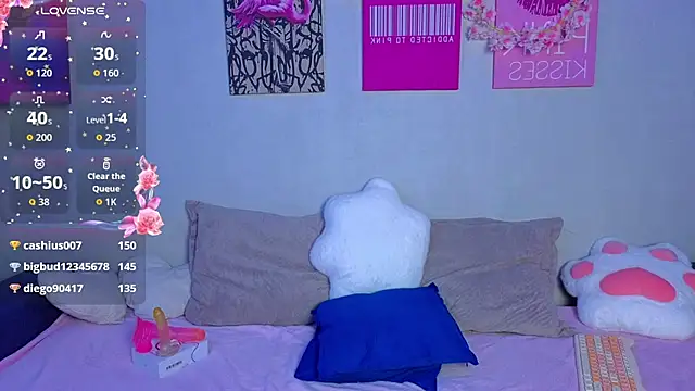 BlondieSummer live cam on StripChat