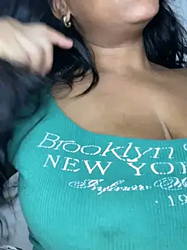 bea3liz live cam on StripChat