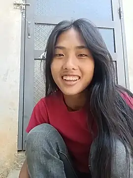 Hoa-tuylip live cam on StripChat