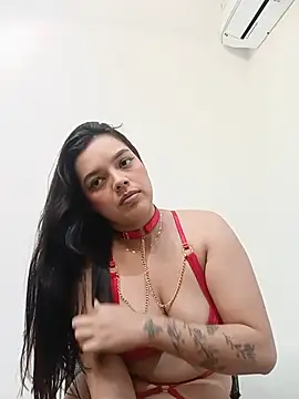 ViolettaRousee_ live cam on StripChat