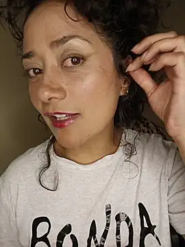 AngelineRush live cam on StripChat