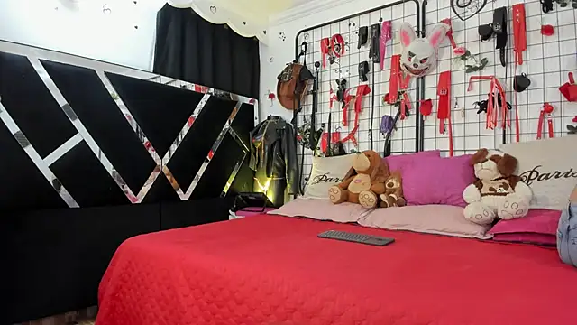 1lovelygirls live cam on StripChat