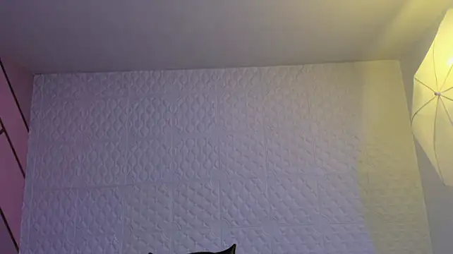 Violetaa_diazz live cam on StripChat