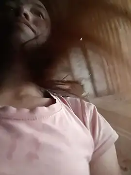 an-orphan live cam on StripChat