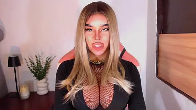 MistressNataliax live cam on StripChat