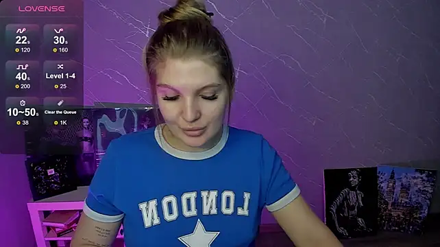 lily_williamss live cam on StripChat