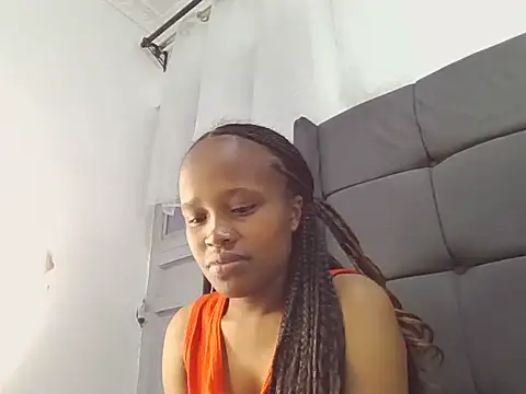 lily_tequila live cam on StripChat