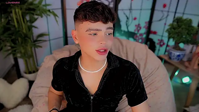 prince_stev (M young) - nurse undressing sensual