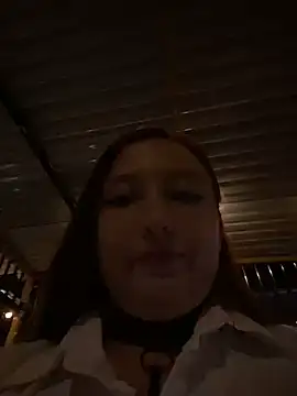 scarlet_auraa (F young) - 😱Flash tits 😱