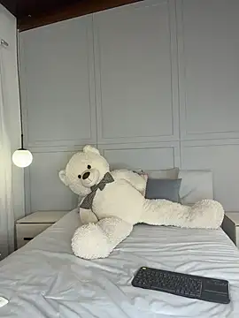 Elaara_