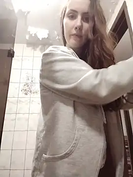 angelxxlive (F young) - Foder com o barba branca
