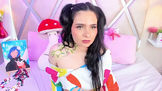 LilithRyder live cam on StripChat