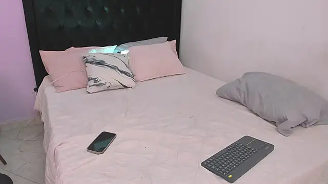 Liam_starling16 live cam on StripChat