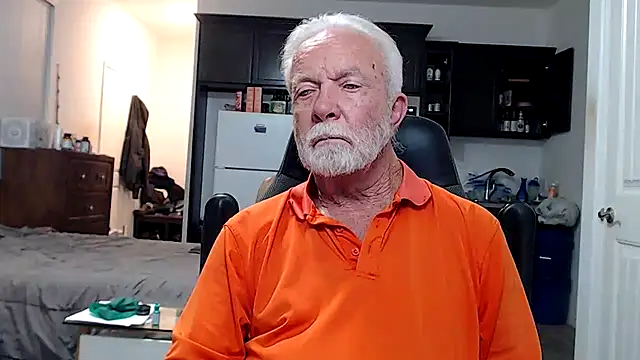 rockpoint69 live cam on StripChat
