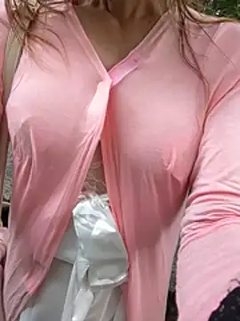 pink-mai