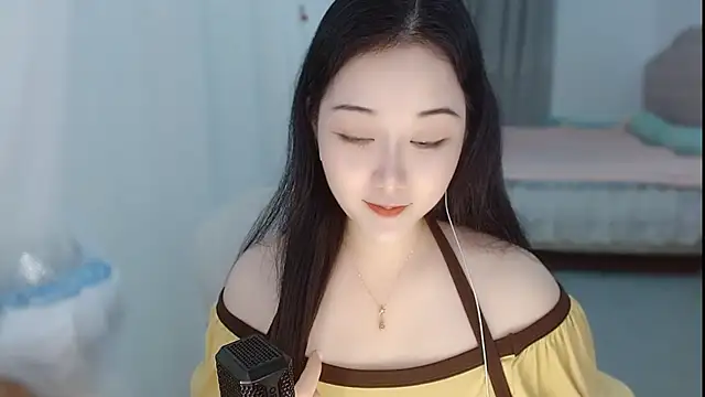 Amy-cnbaby