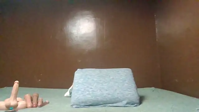 Heavenskyyee live sex cam