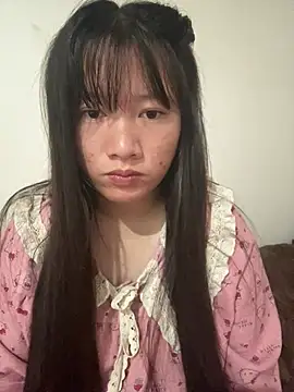 Zully- live cam on StripChat