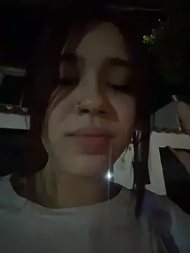 Lily_Woodz live cam on StripChat