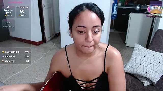 DaniniAnderson live cam on StripChat