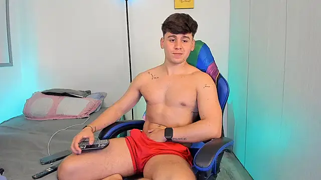 Gingertwink_n live cam on StripChat