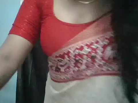 Rathi-priyaa live cam on StripChat