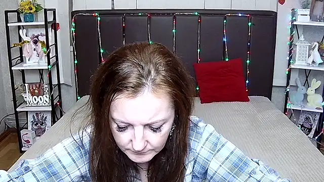 MeganPirs live cam on StripChat