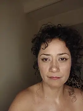 AngelineRush live cam on StripChat