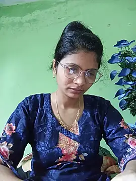 mariya-mim-07-L live cam on StripChat