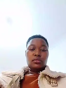 Shamillla live cam on StripChat