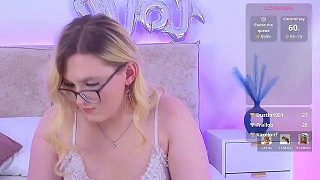 Jules_night live cam on StripChat