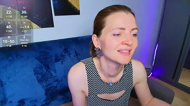 Liza__Evans live cam on StripChat