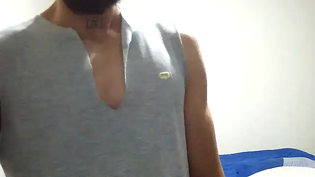 thomas2wood live cam on StripChat