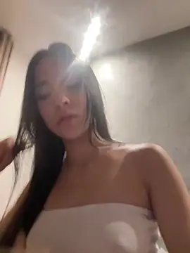 Sarah_cam06