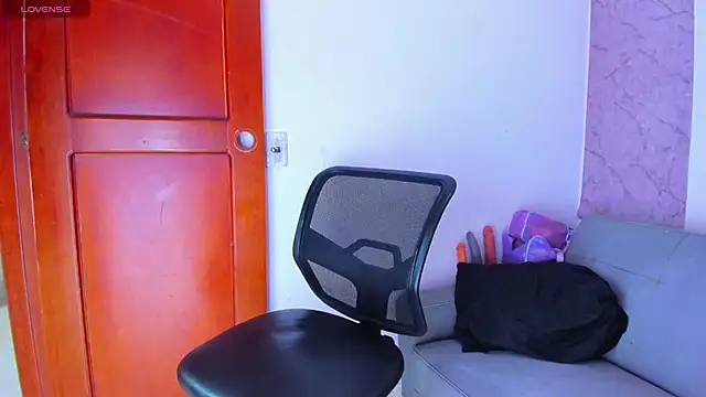 naomi_west_xxx