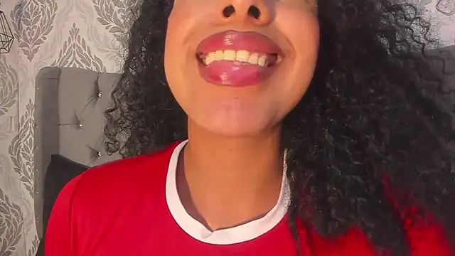 Evaalux