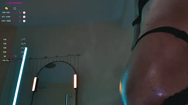 Arielle__03 live cam on StripChat