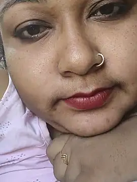 hotbhabhi011 live cam on StripChat