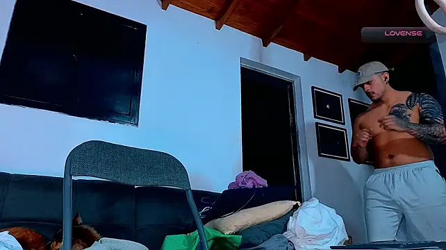 SilvaBranko live cam on StripChat