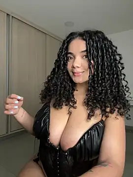 Curlyierr webcam