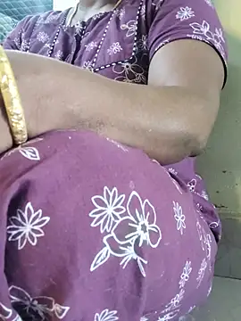 yamini1431 live sex cam