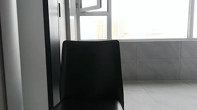 nole_china7 (Ask my age) - talk / fun / cum